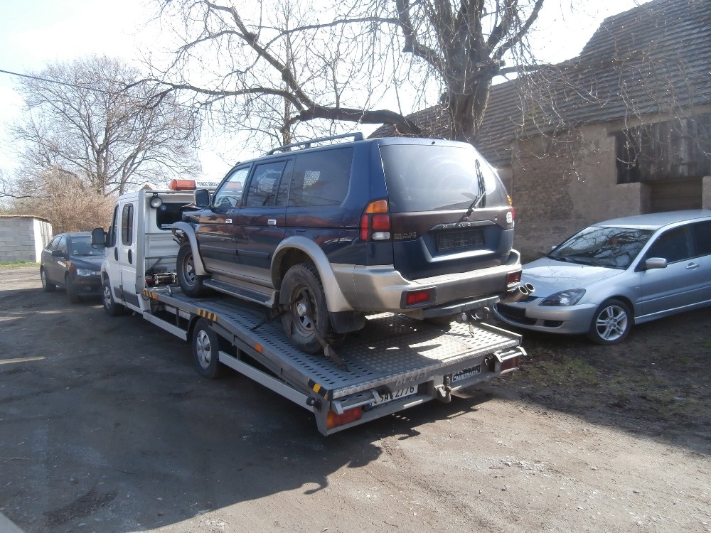 Mitsubishi Pajero Sport - 8