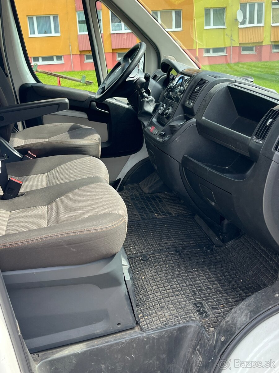 Predám CITROEN JUMPER 2,0 96kW - 8