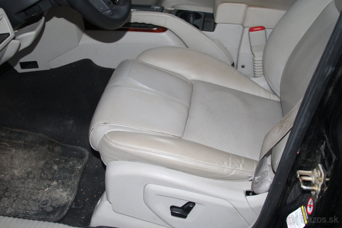 Jeep Commander 3.0 CRD - 8