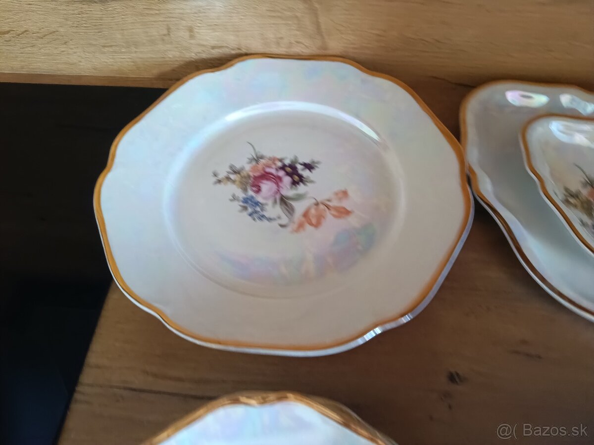 Jedálenská suprava - 8