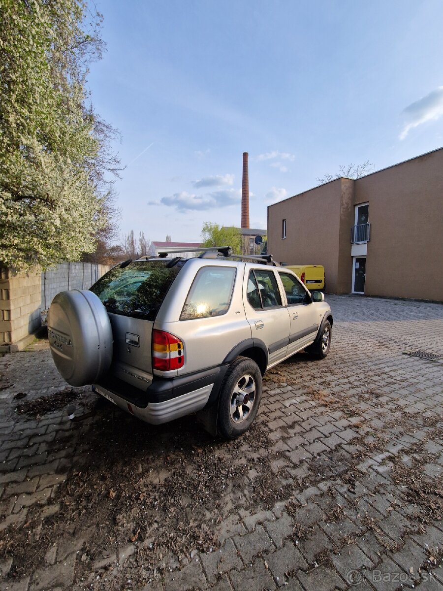 Opel frontera 2.2 diesel 2000 edition - 8