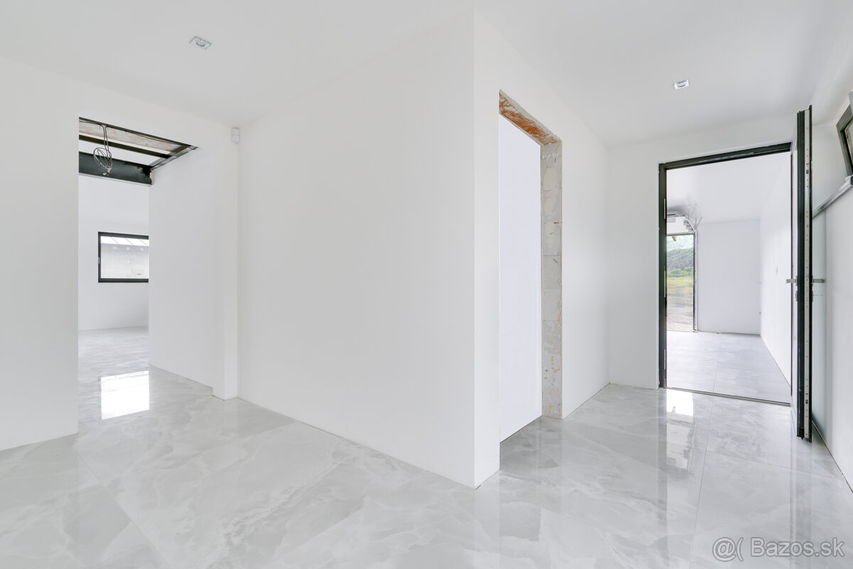 Na predaj 3 moderné nízkoenergetické rodinné domy v obci Val - 8