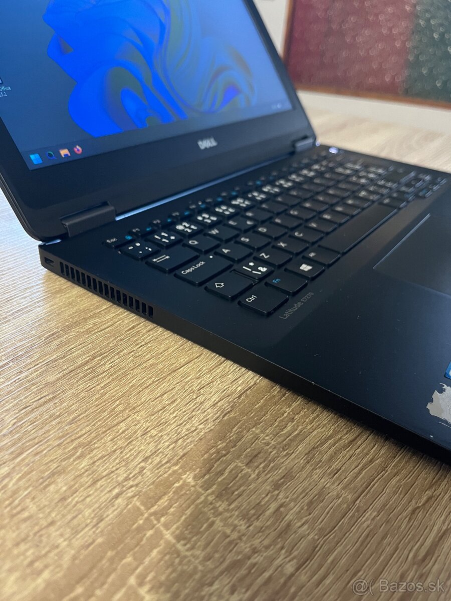 Ultrabook Dell Latitude E7270 / 8GB/128GB Super stav - 8