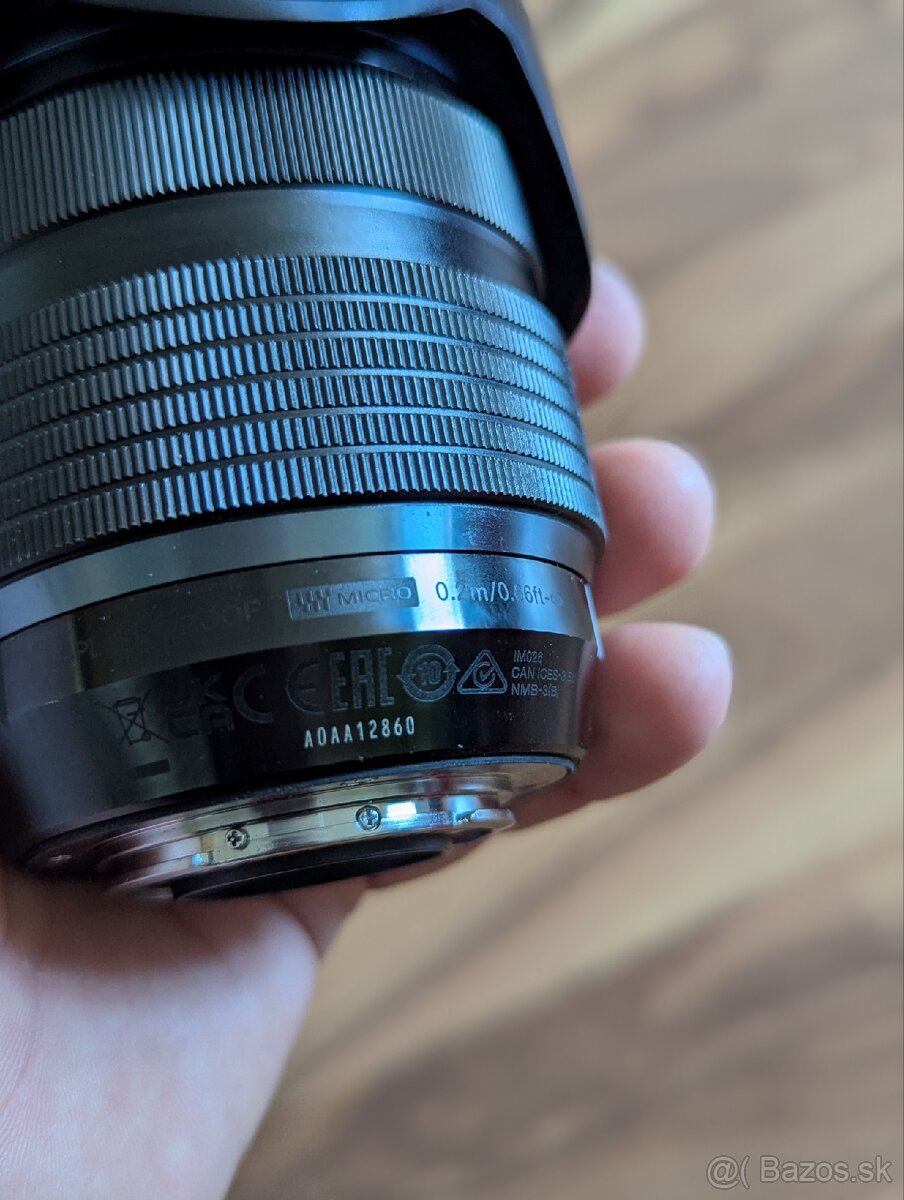 Panasonic GH6 + OM System Digital ED 12-40mm f2.8 a statív - 8