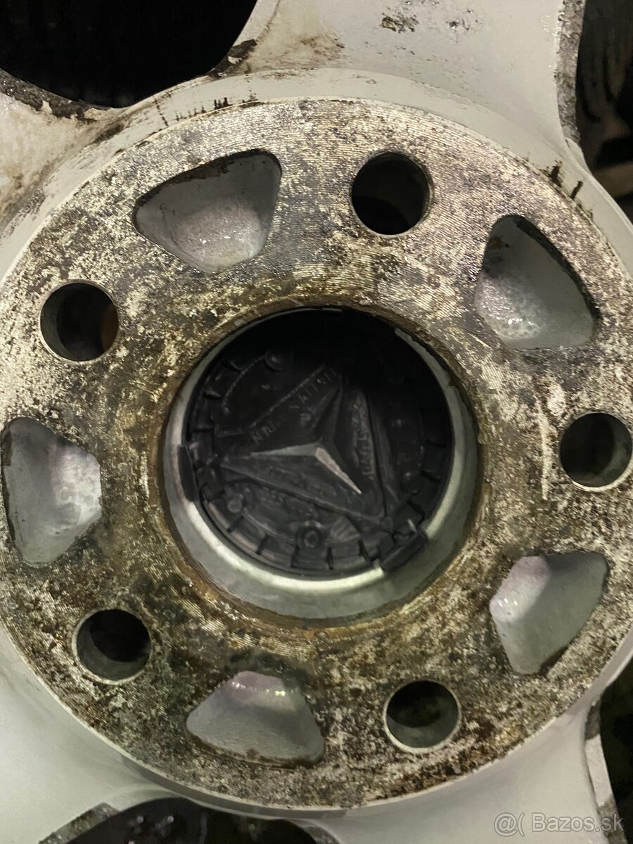 5x112 R18 8,5J ET52 + 255/55 R18 letné - 8