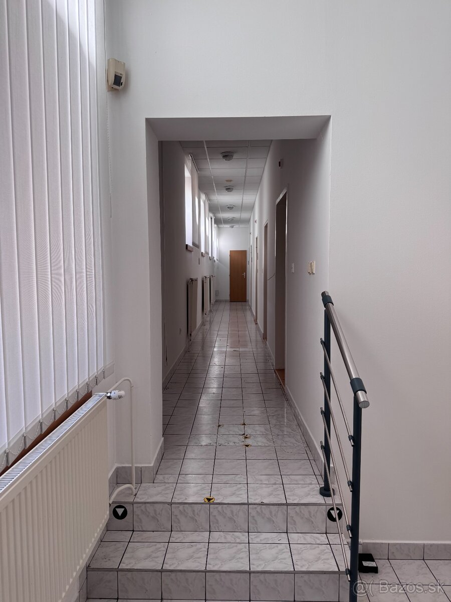 Na predaj budova v Trnave v centre mesta (1014 m²) - 8