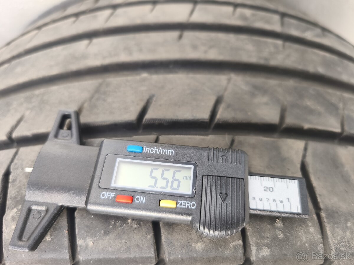 255/35 R20 dot 0724 - 8