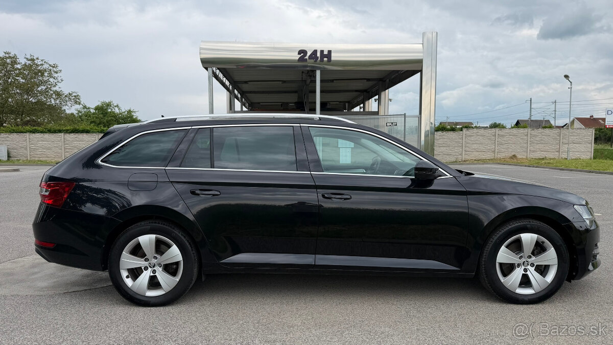 Škoda Superb Combi 2.0 TDI SCR :: 36.915km :: - 8