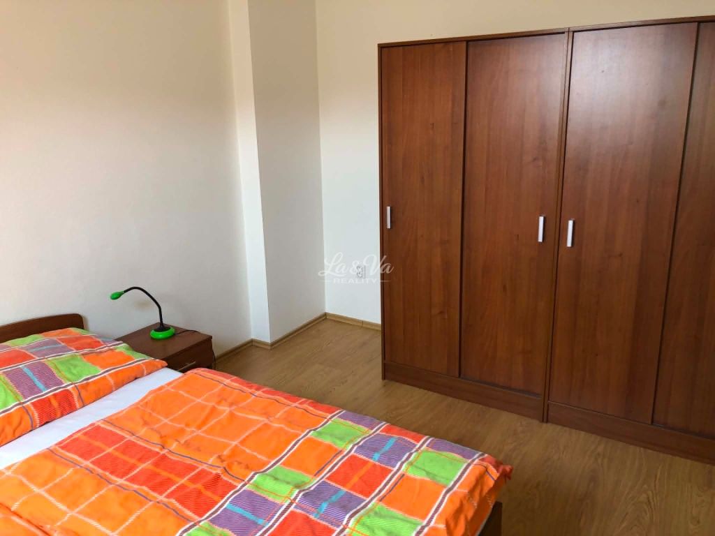 Na predaj veľký apartmán v Podhájskej - 8
