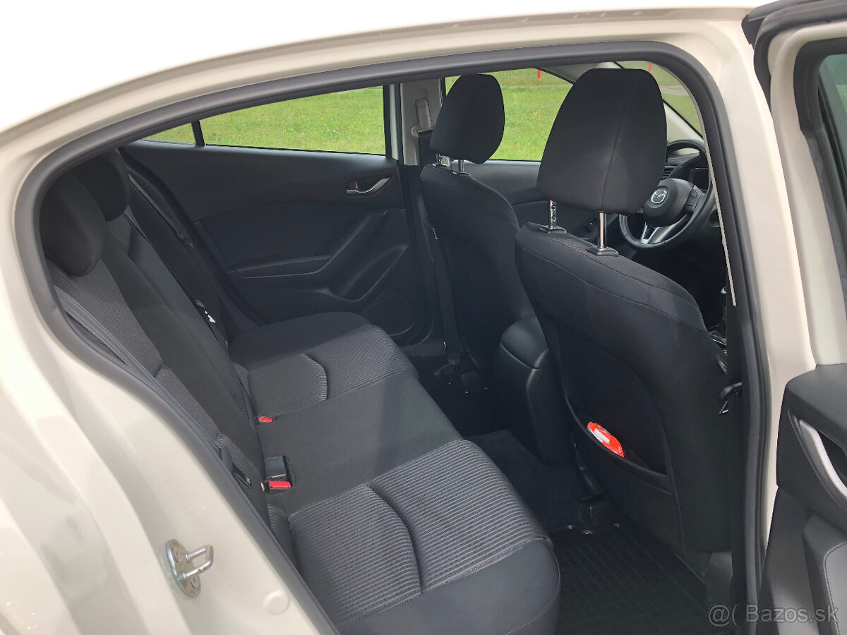 Mazda 3 2.0 Skyactiv -G120 Challenge 88kW120HP M6 - 8