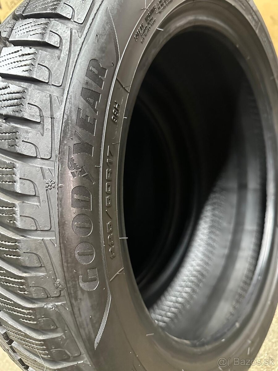Zimné pneumatiky Goodyear 225/50R17 - 8