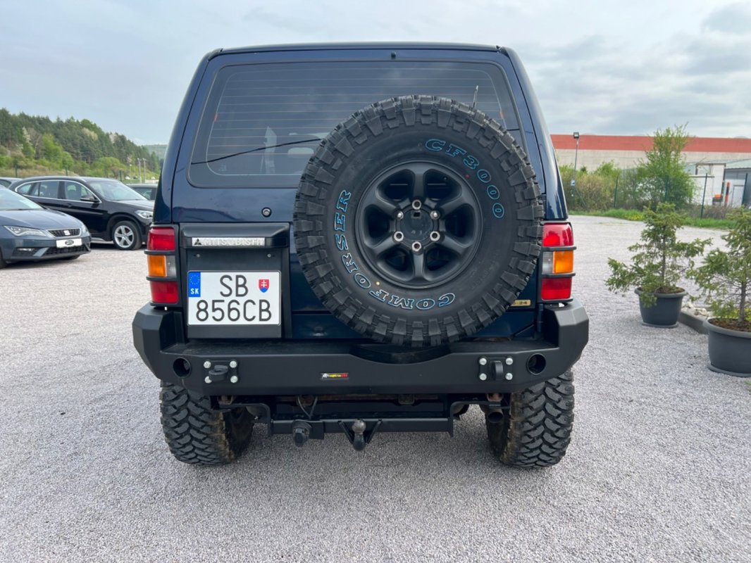 Mitsubishi Pajero 3.5 GLS A/T AB A/C LED - 8