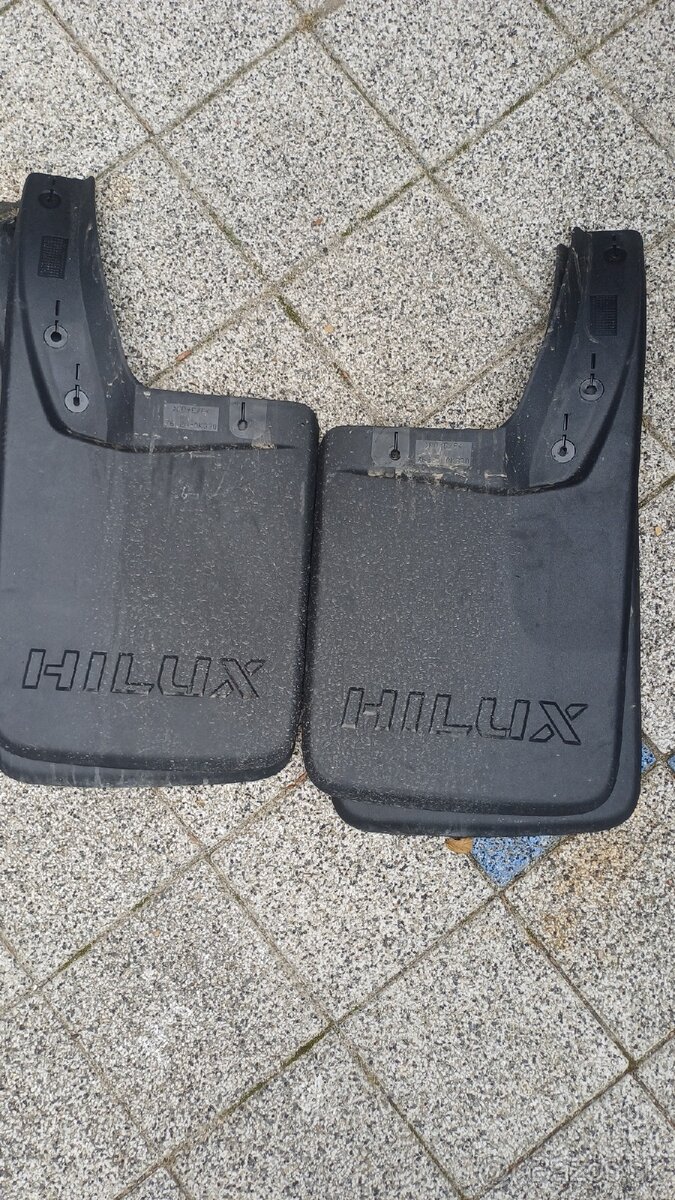 Toyota Hilux 2020-25 - 8