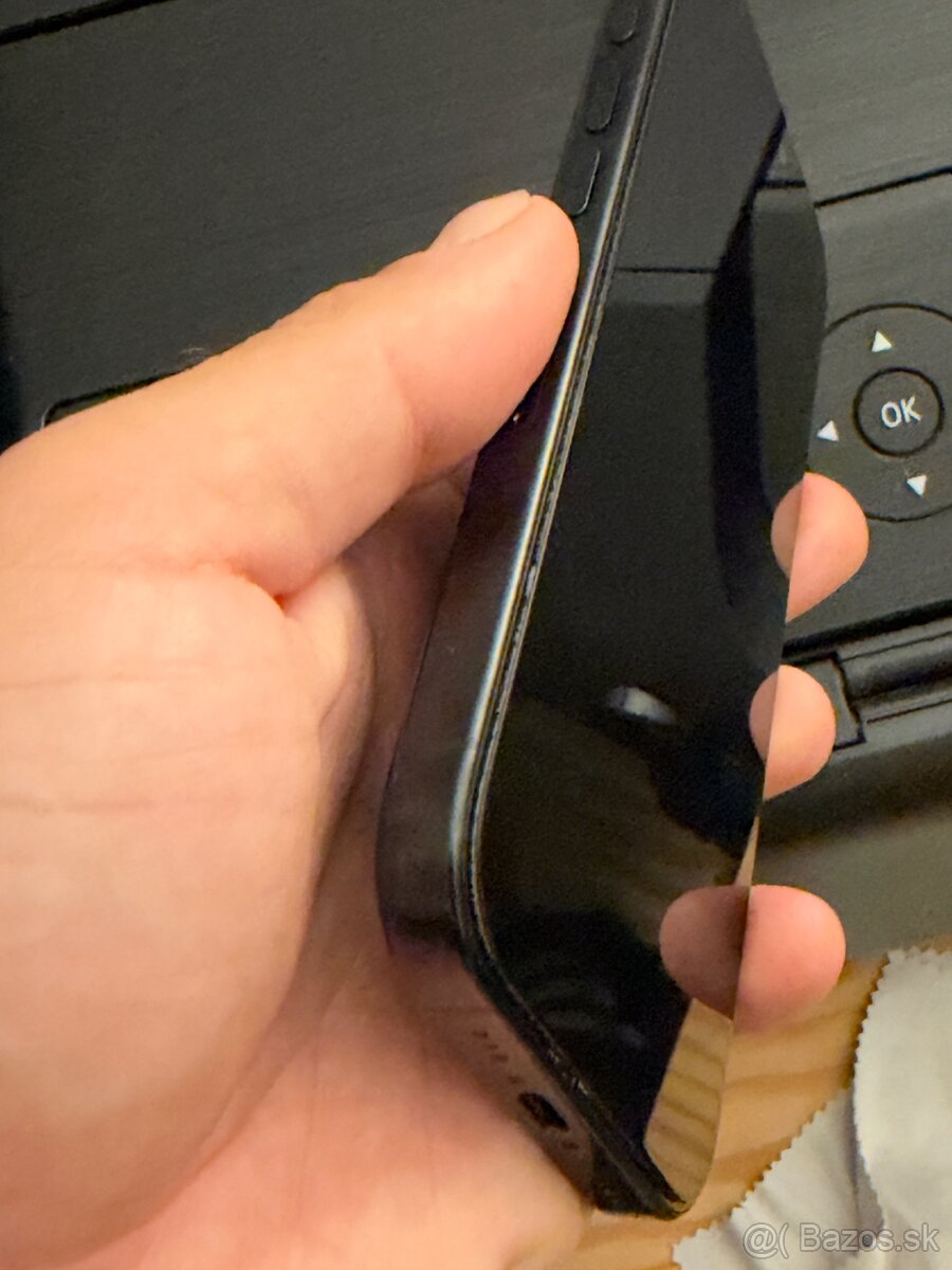iPhone 16 Pro 256GB - 8