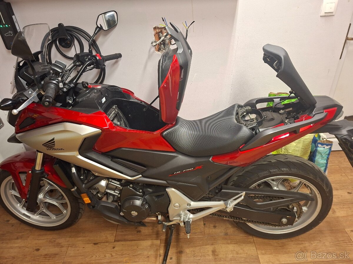 Honda NC750XA - 8