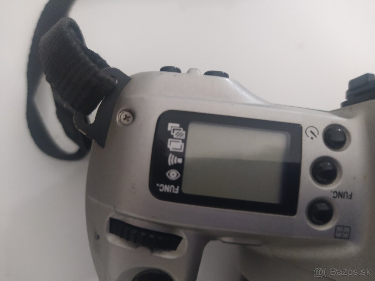 Canon EOS 300 - 8