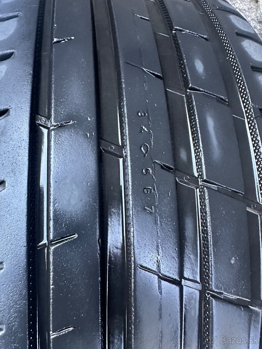 R19 235/35 nokian - 8