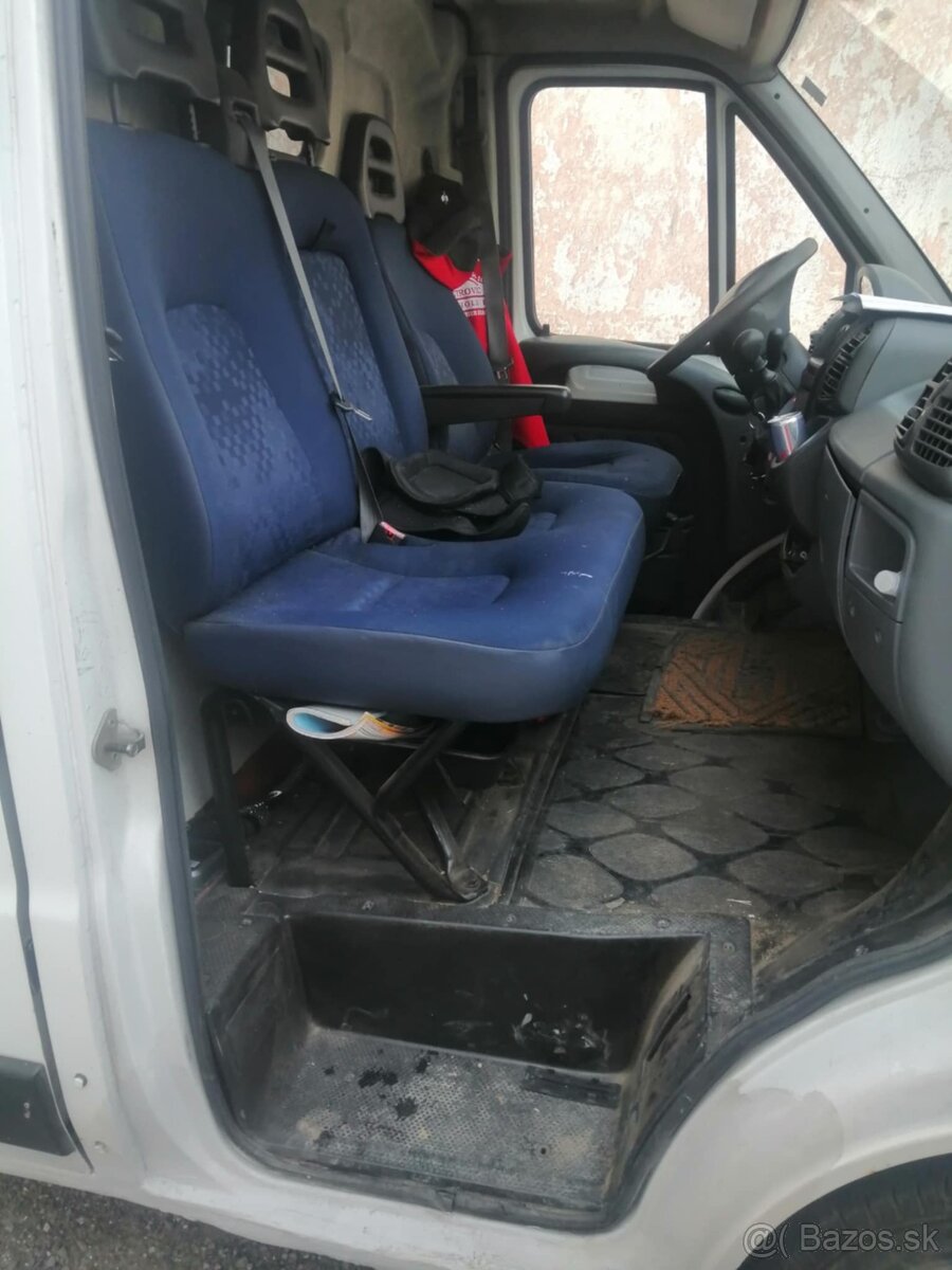 Predam dodavku peugeot boxer 2.2 HDI - 8