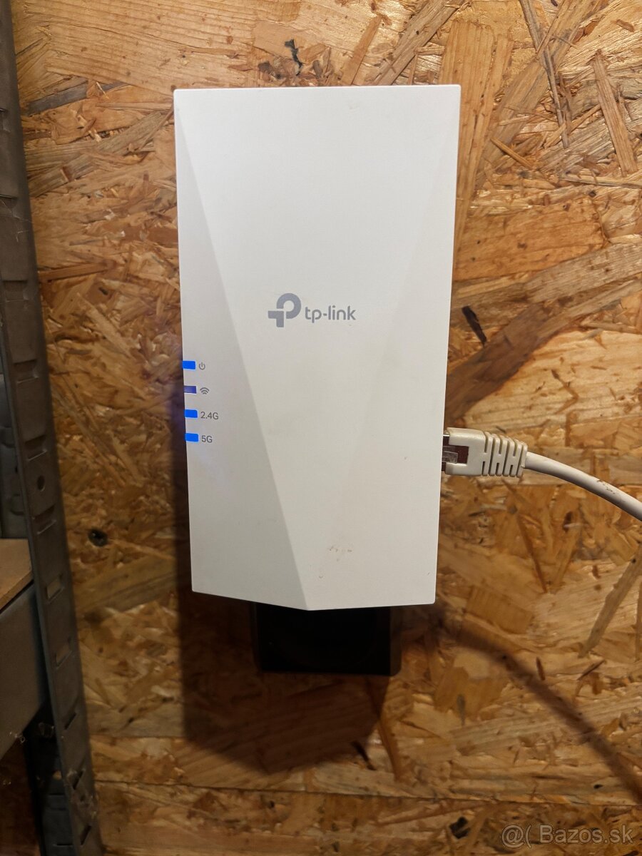 Wifi router TP-link AX50 + 2x TP link extender - 8