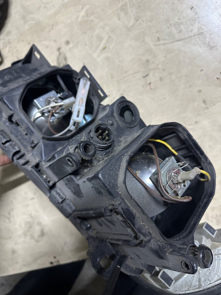 Predné Svetlá BMW E36 - 8