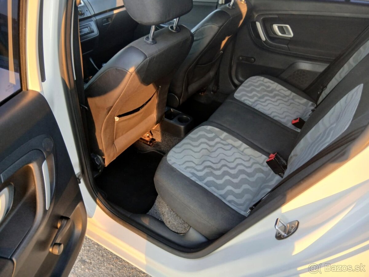 Škoda Fabia 2 1.4 - 8