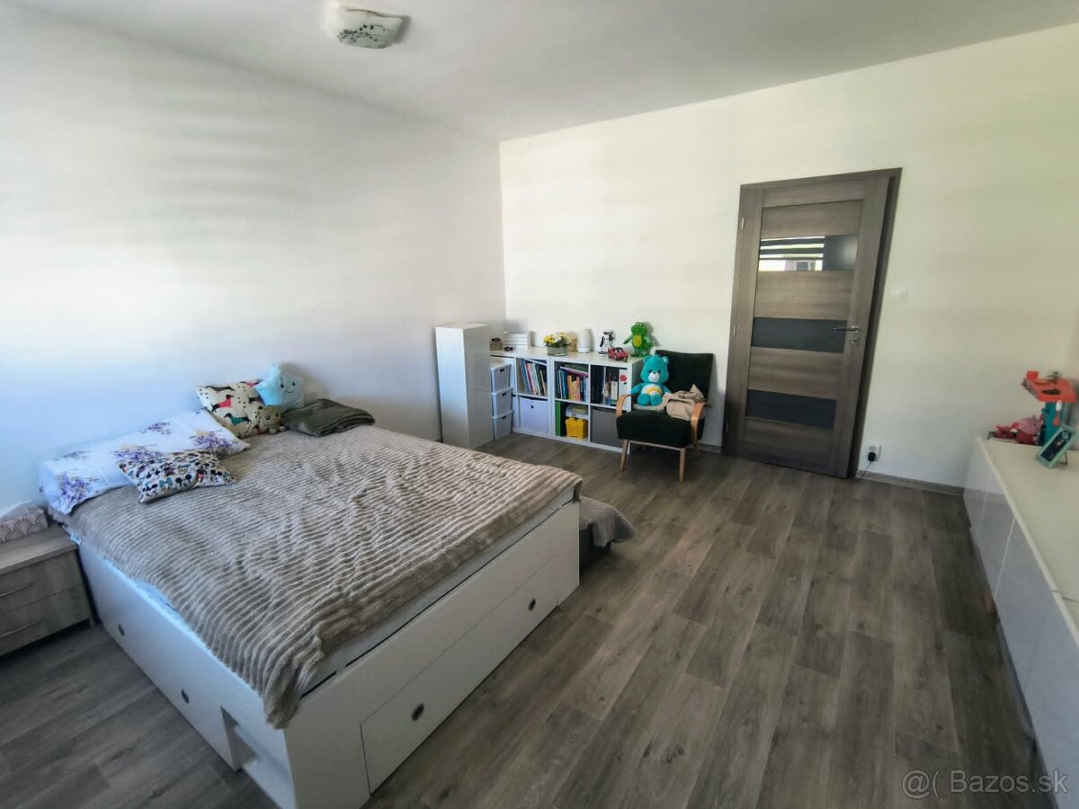 Veľký 3 izbový byt, Martin - 8