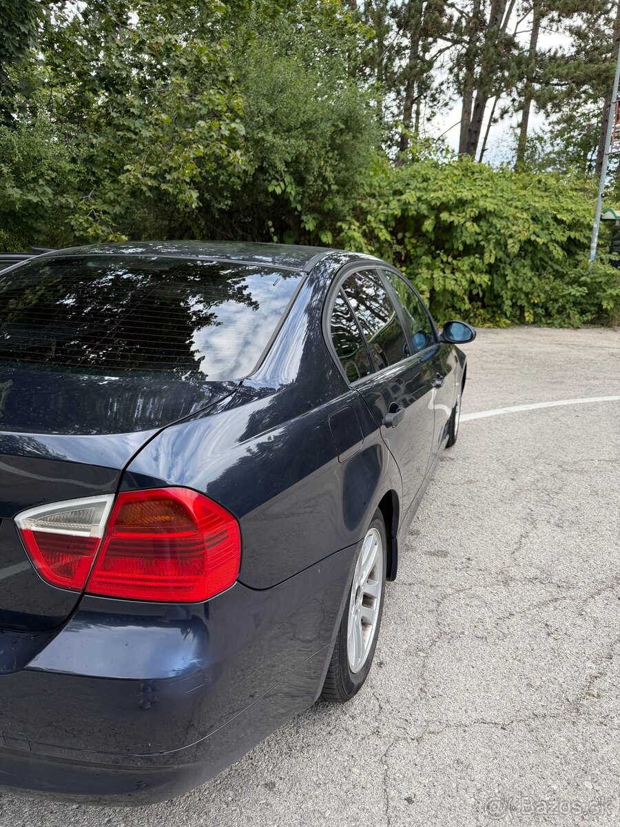 BMW 318d - 8