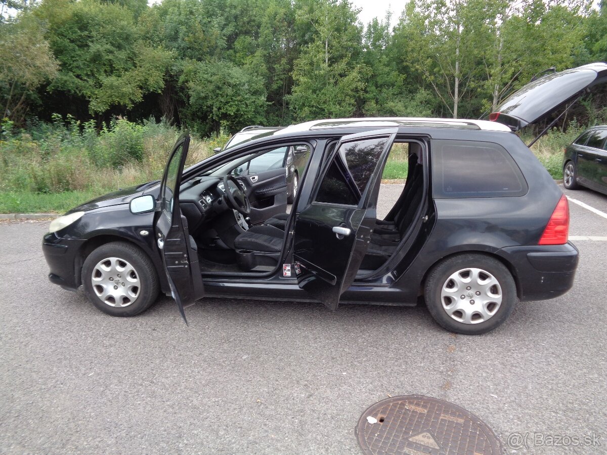 Peugeot 307SW 1.6HDI 66kW - 8