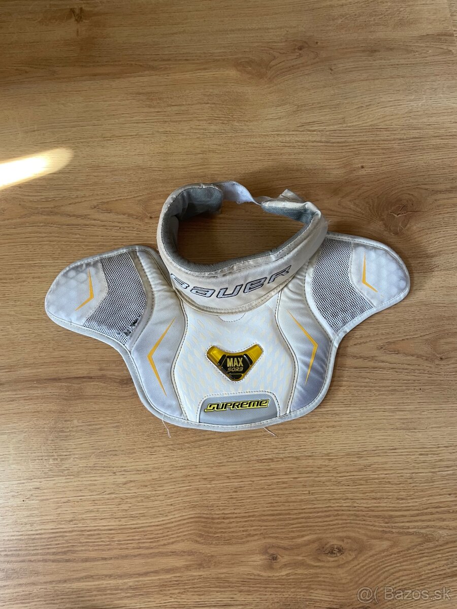 Brankárska výstroj - 8