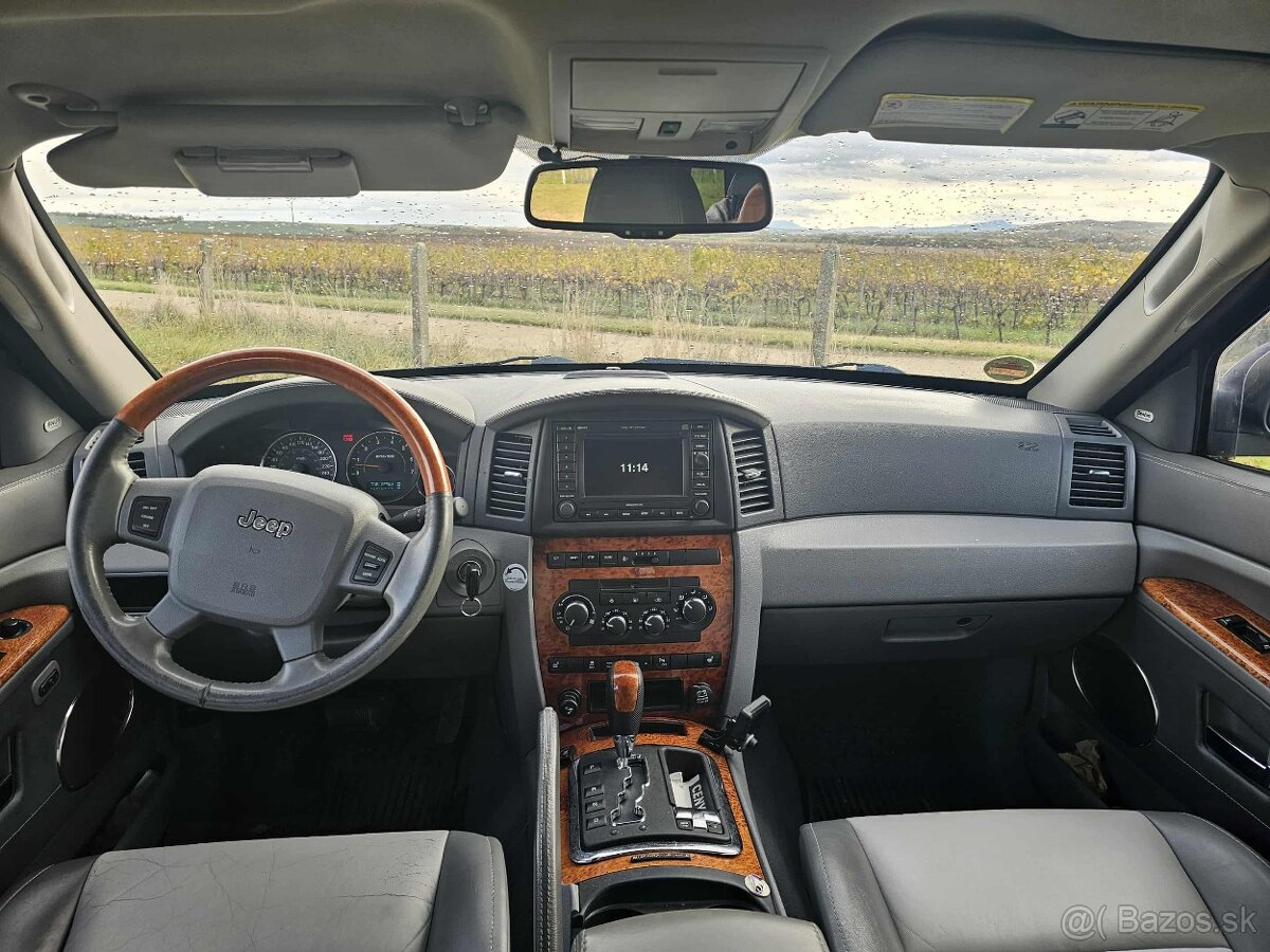 JEEP GRAND CHEROKEE 5.7i Hemi V8 - 8