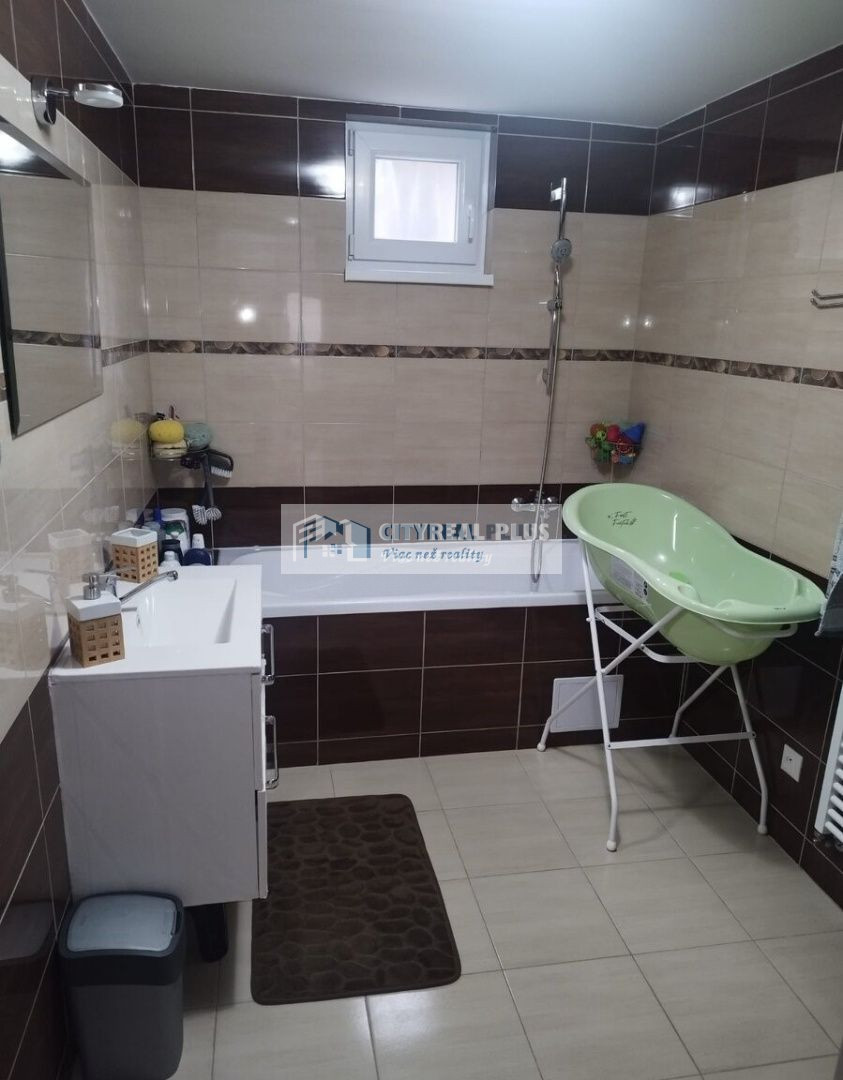 ZNÍŽENÁ CENA Predám 3-izbový rodinný dom Šurany - 8