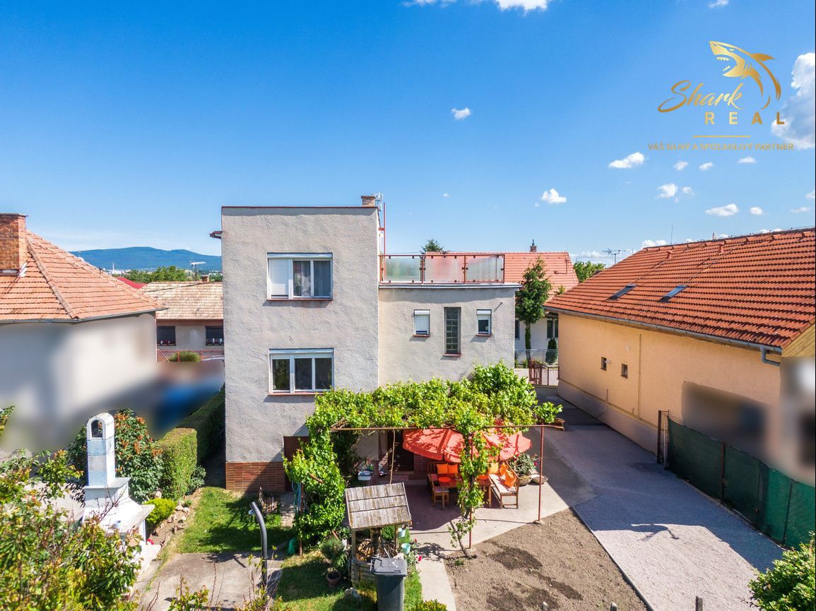 Rodinný dom na predaj v obci Slovenský Grob - 8