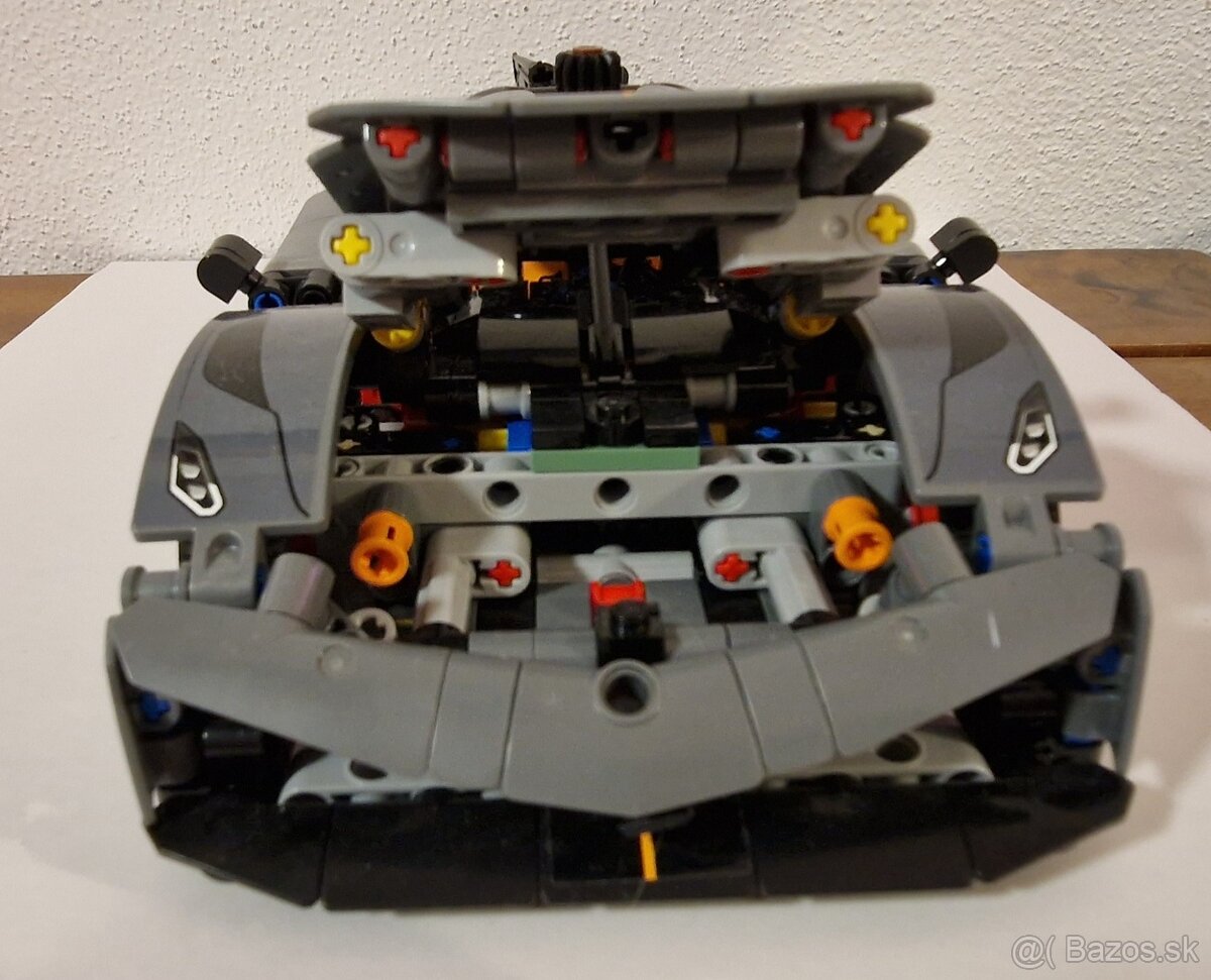 LEGO Technic 42173 Koenigsegg - Jesko Absolut - 8