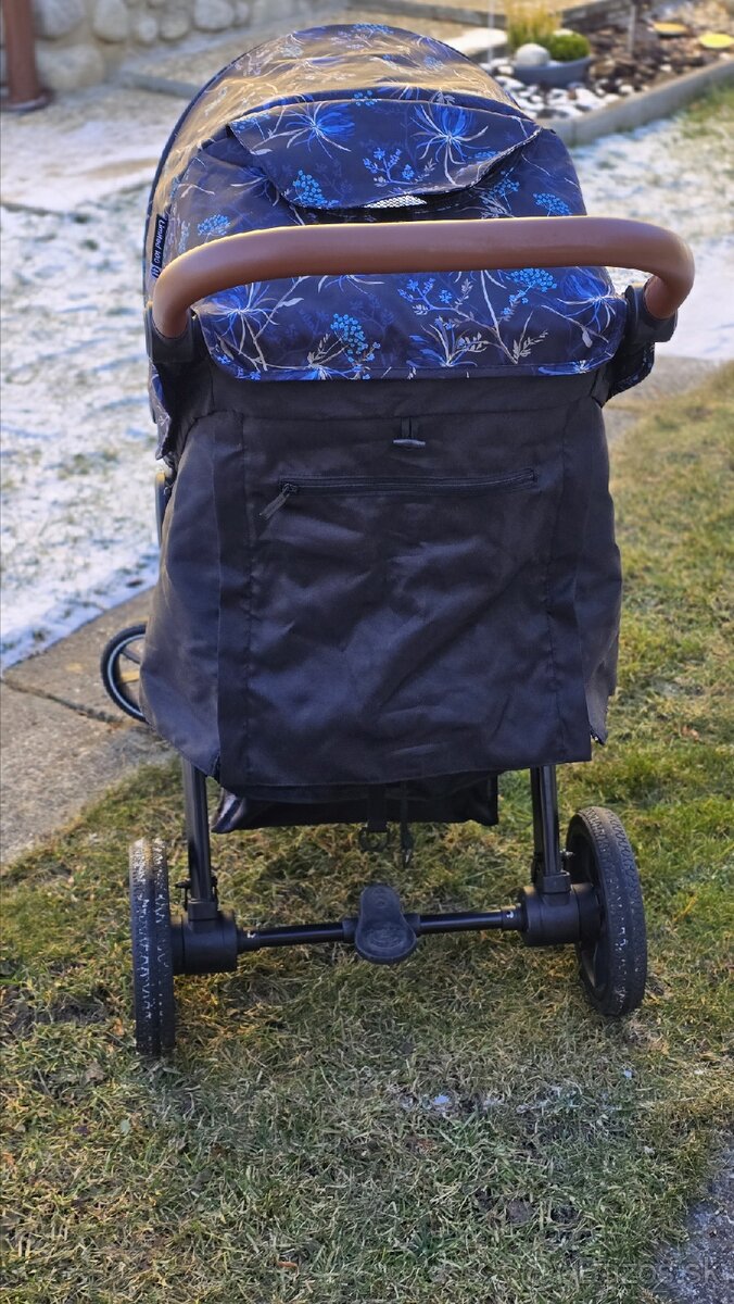 Kočiar Petite & Mars street 2 - 8