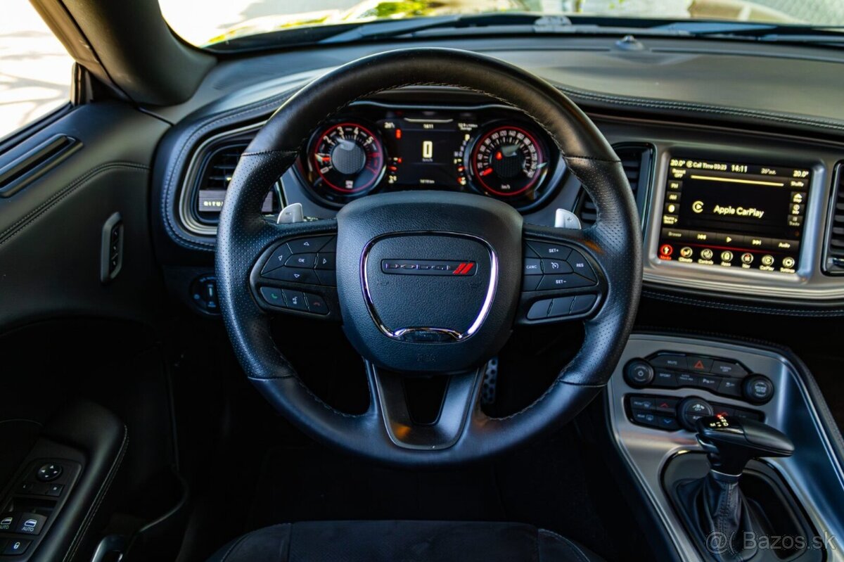 Dodge Challenger R/T 5.7 V8 / TOP STAV - 8
