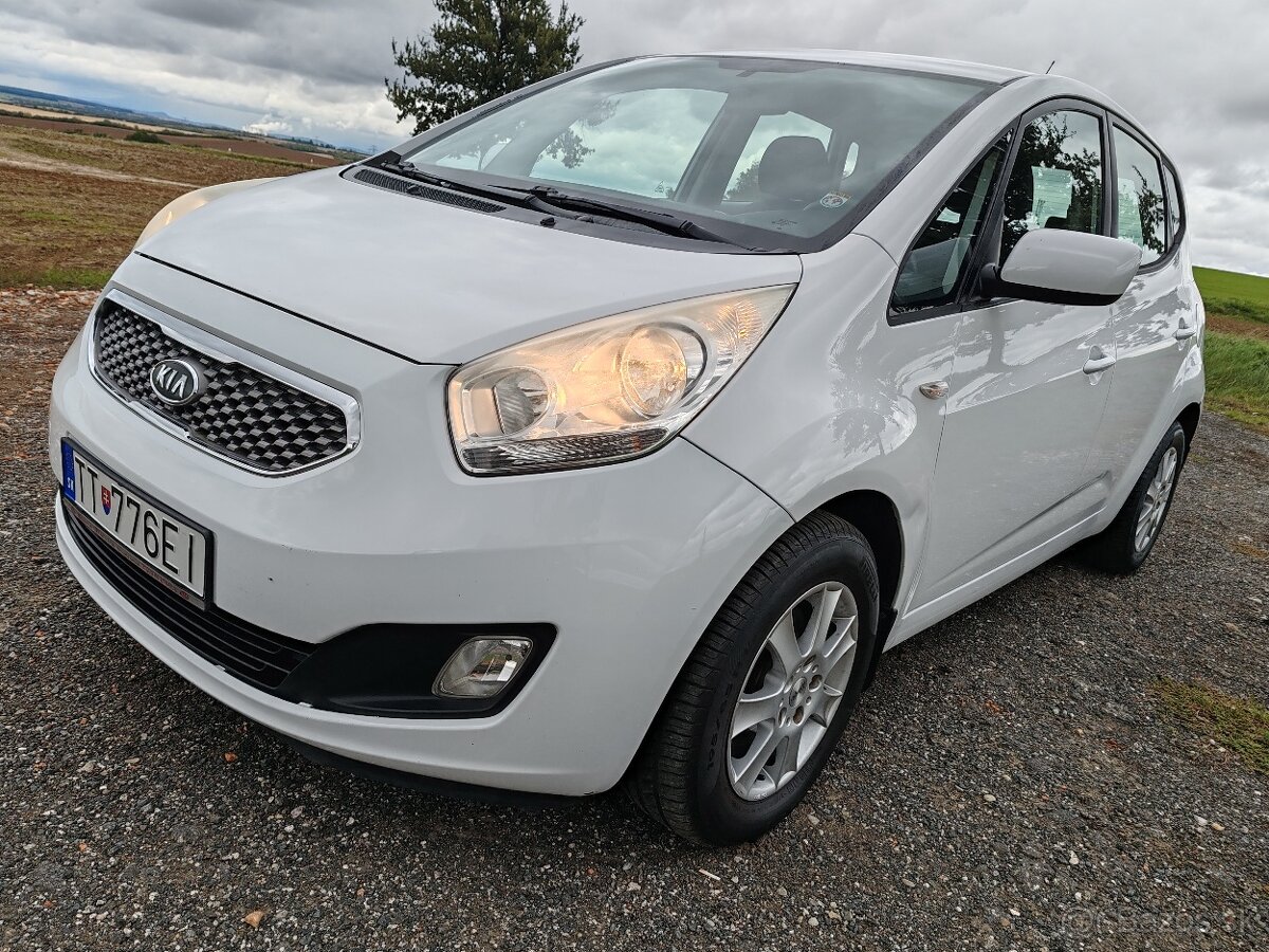 Kia Venga - 8