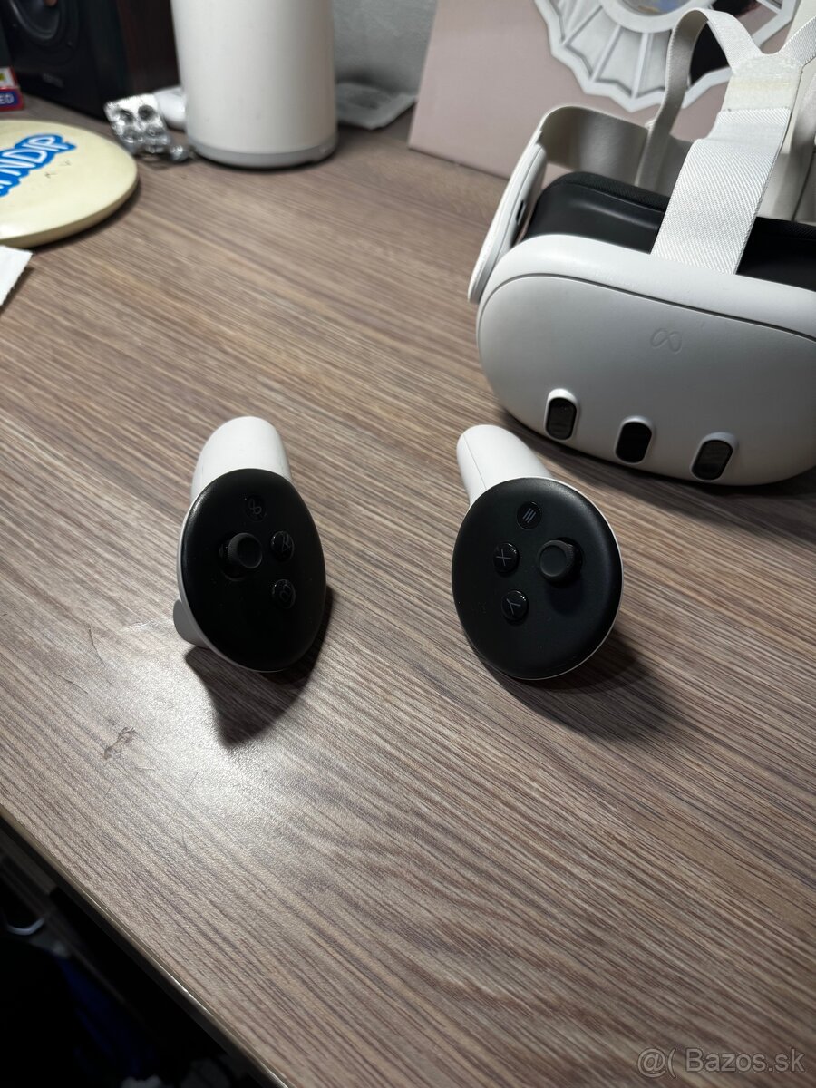 Meta Quest 3 (128 GB) - 8