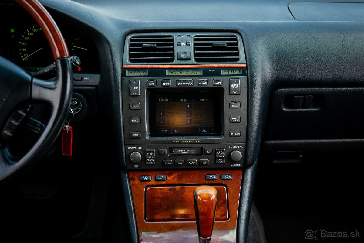 Predám Lexus LS 400 - 8