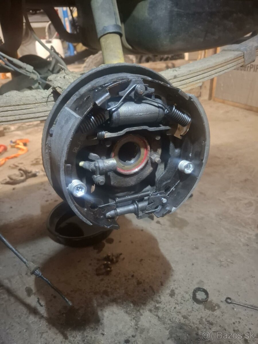 JEEP CHEROKEE XJ 2,5 tdi - 8