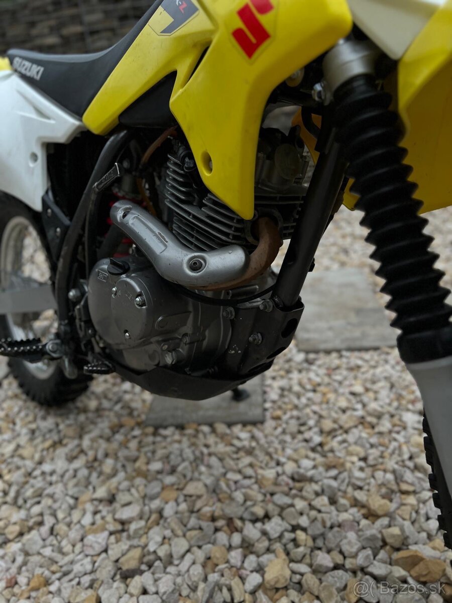 Suzuki DR-Z 125L - 8