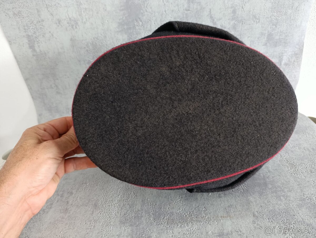 Stará německá hasičská čepice se znakem - 8