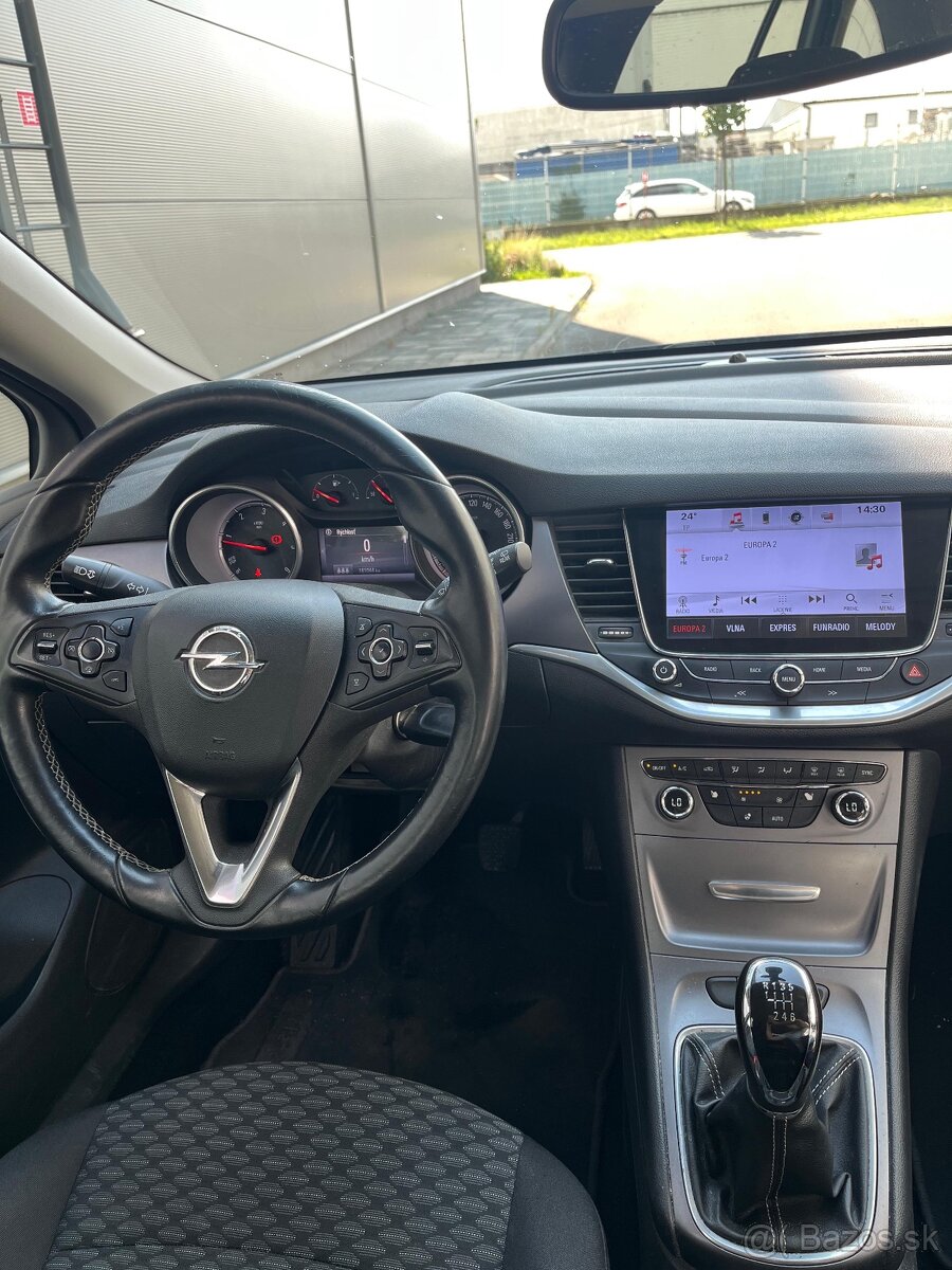 Opel Astra 1.6 Sports Tourer - 8