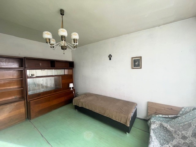 TOP LOKALITA - veľký 1i byt na Malinovského ul. v Brezne - 8