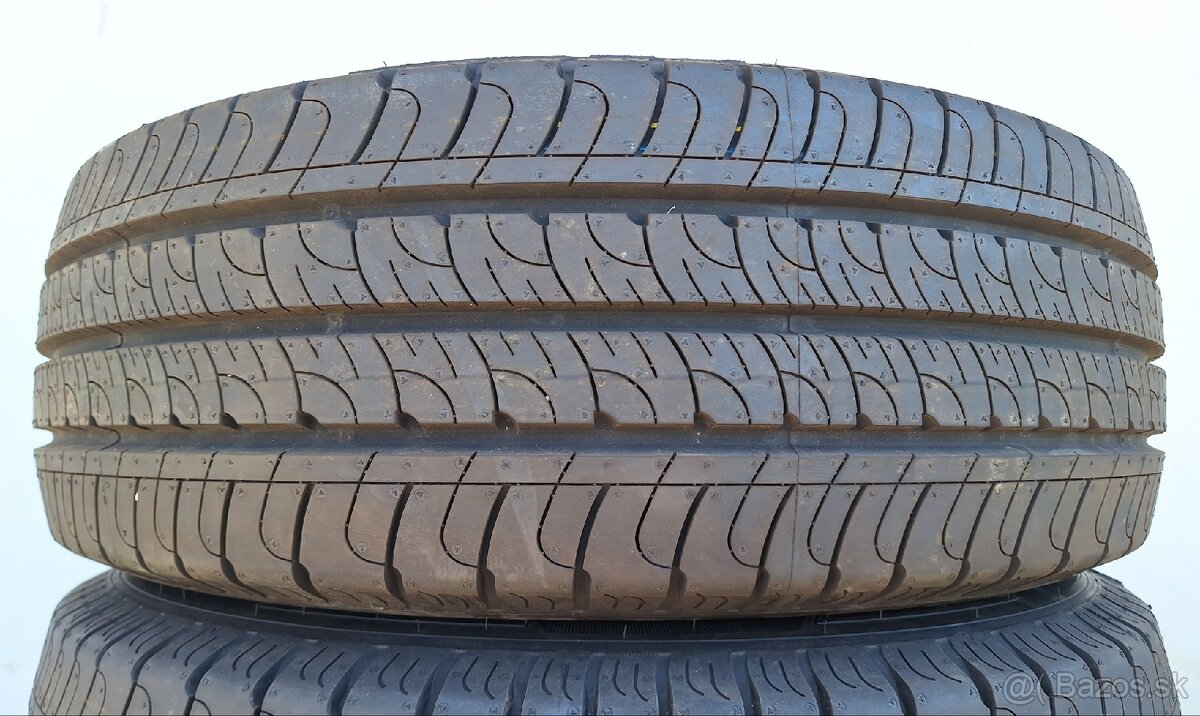 Letne pneu Dezent 100% 215/65 R16C GoodYear Cargo - 8