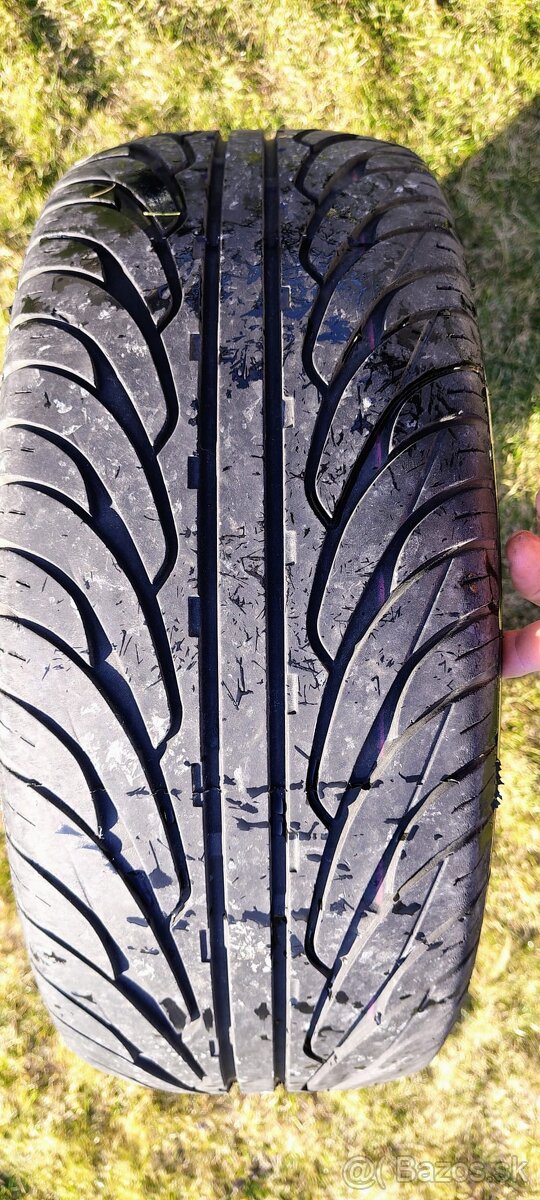 215/45 R17 elektróny - 8