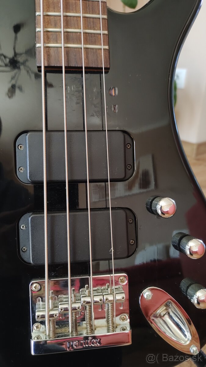 Basová gitara Warwick Streamer - 8