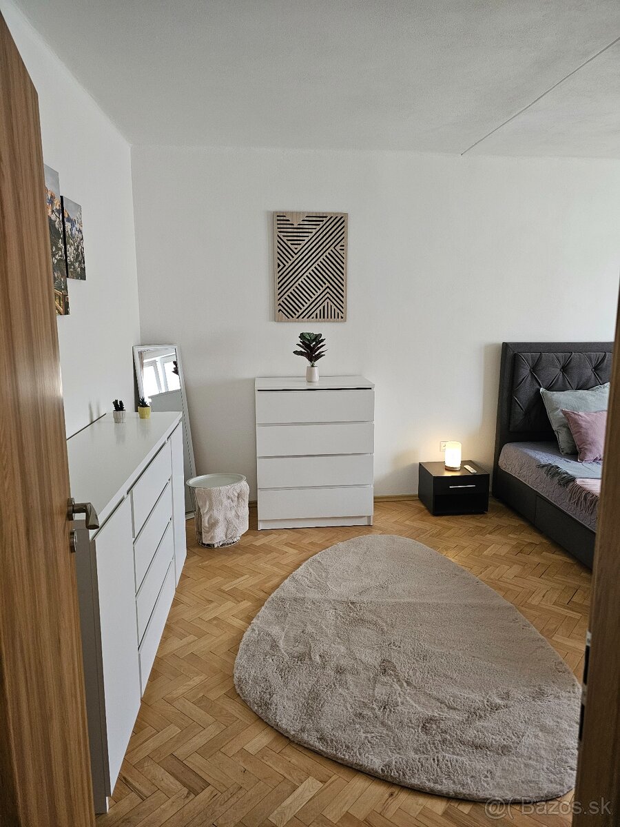 2-izbový byt s balkónom – centrum Brezna - 8