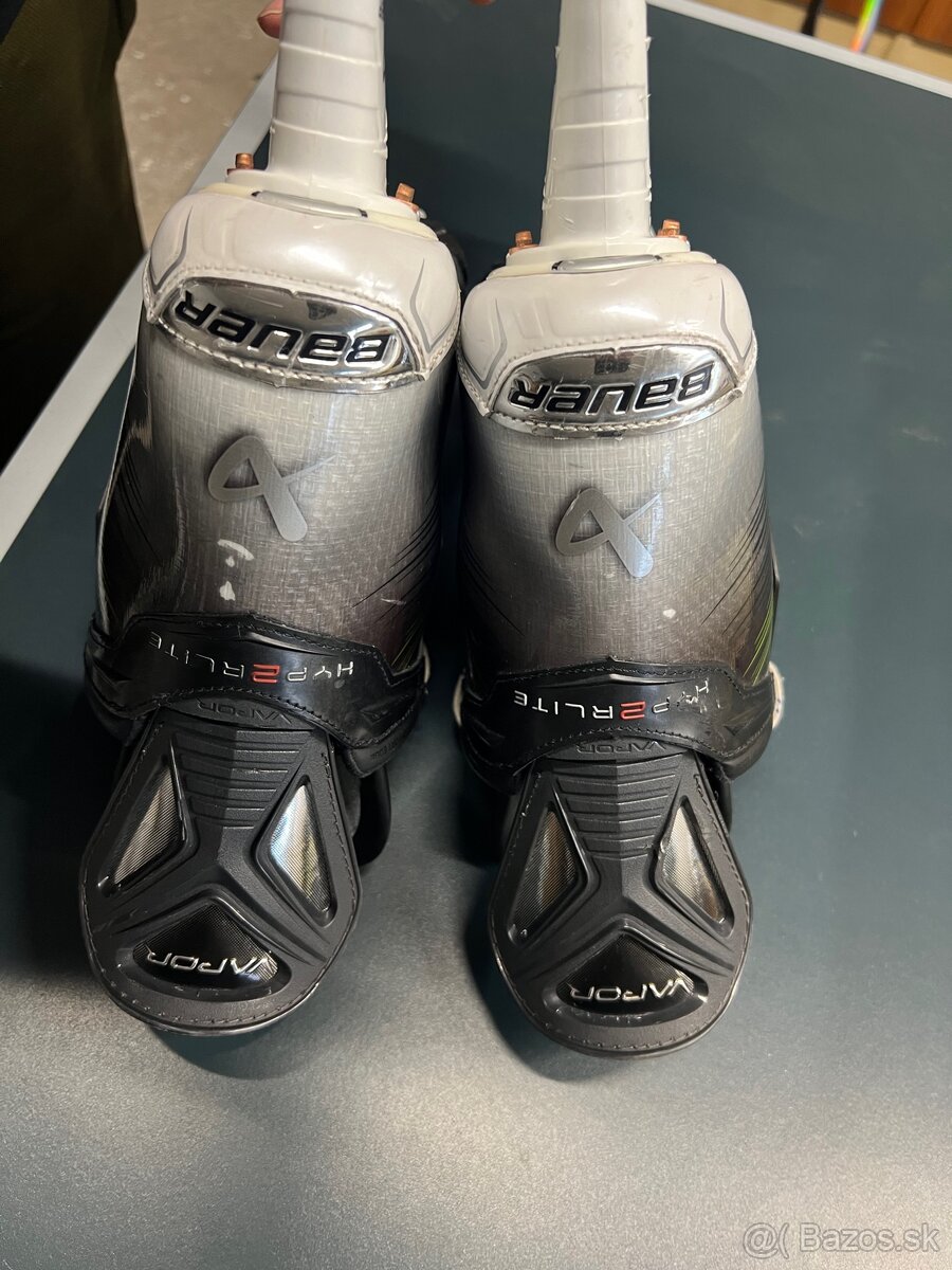 Korčule Bauer Hyperlite 2 - 8