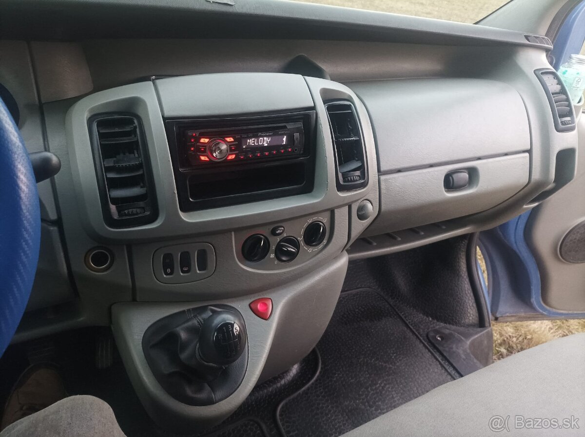 Predam opel vivaro 1.9tdci - 8