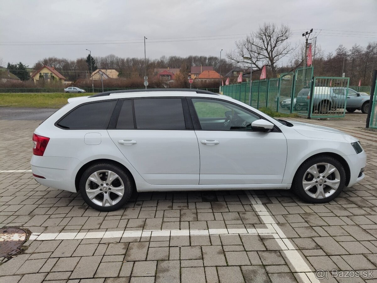 Škoda Octavia Combi 2.0 TDI Drive DSG - 8